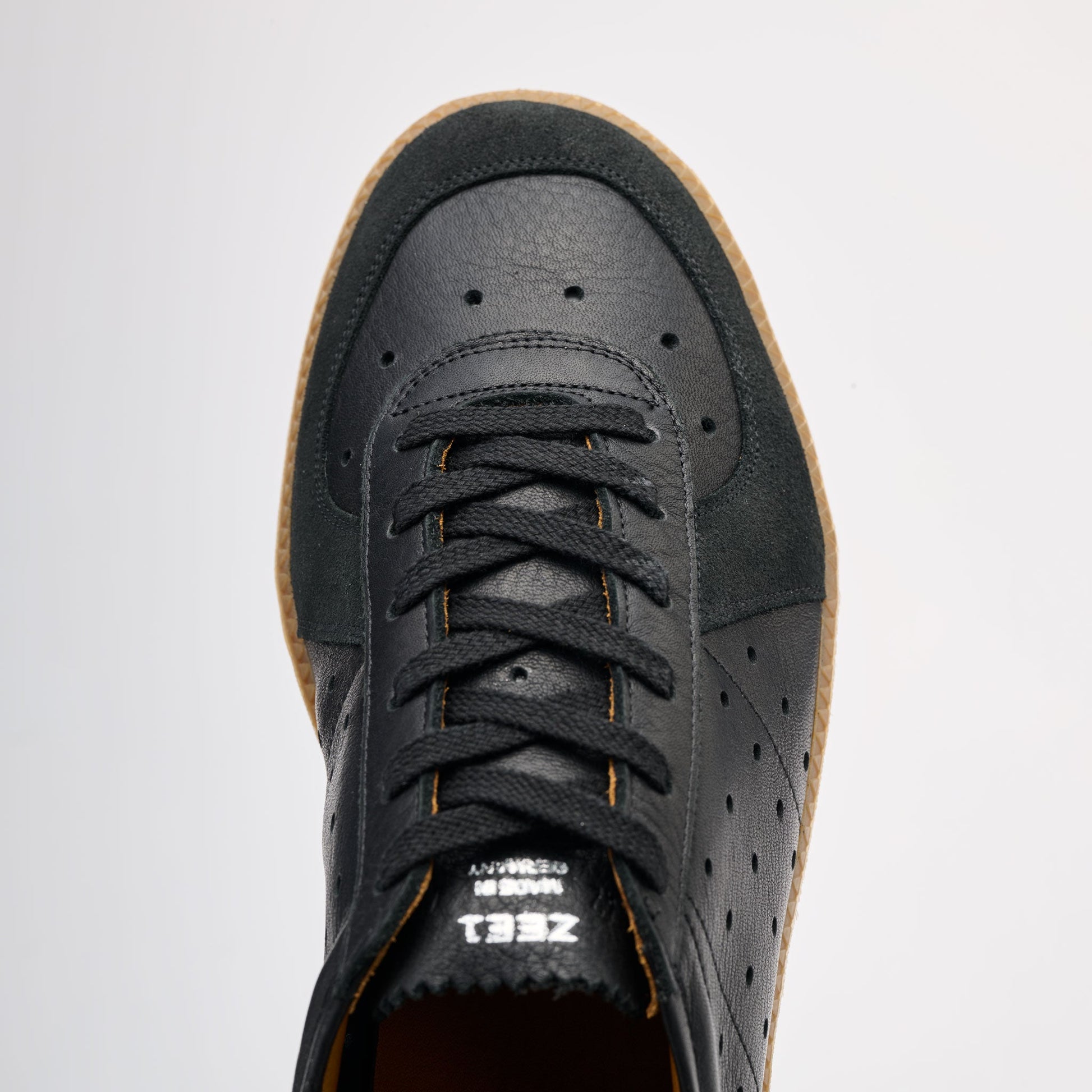 ZEE1 black / black / gum - ZEEBRAHAM
